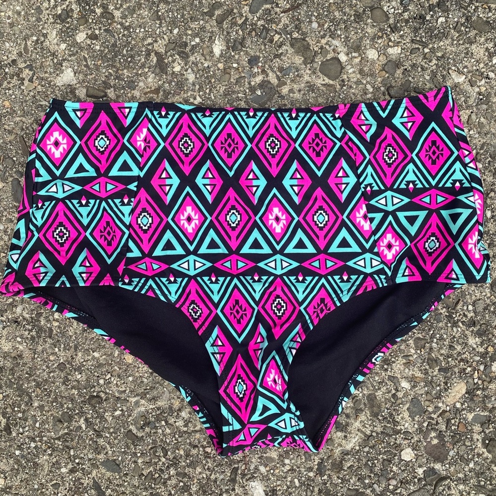 NWOT PacSun La Hearts bikini bottoms